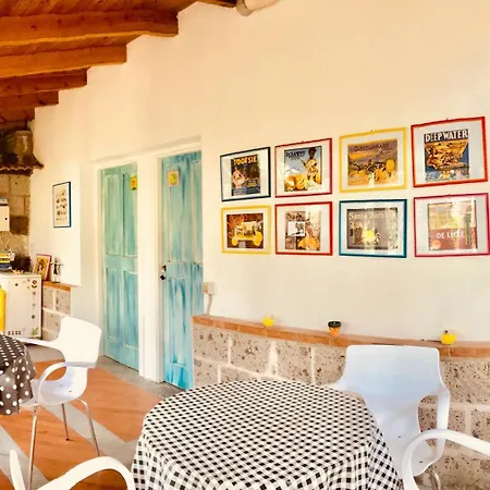 Bed & Breakfast La Gallina Felice