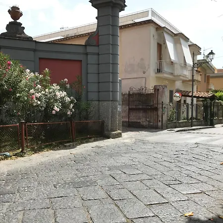 拉嘉利纳菲利斯住宿加早餐旅馆 3*