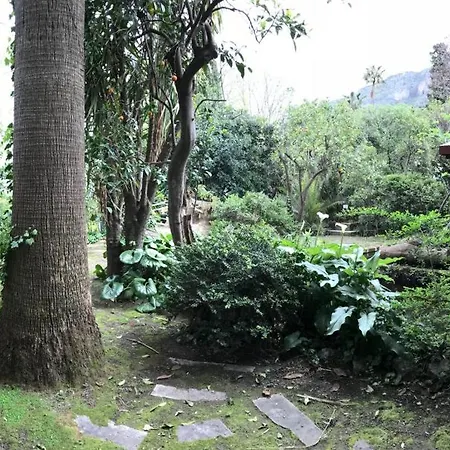 拉嘉利纳菲利斯住宿加早餐旅馆 梅塔