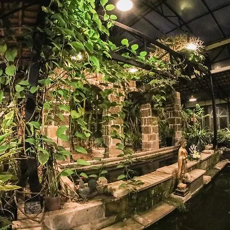 拉嘉利纳菲利斯住宿加早餐旅馆 住宿加早餐酒店 3*